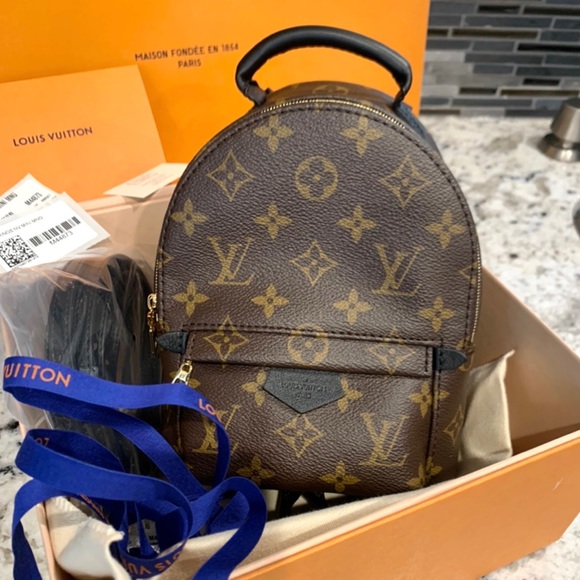 🆕 ❤️😍Authentic Louis Vuitton PALM SPRINGS MINI - Picture 8 of 16